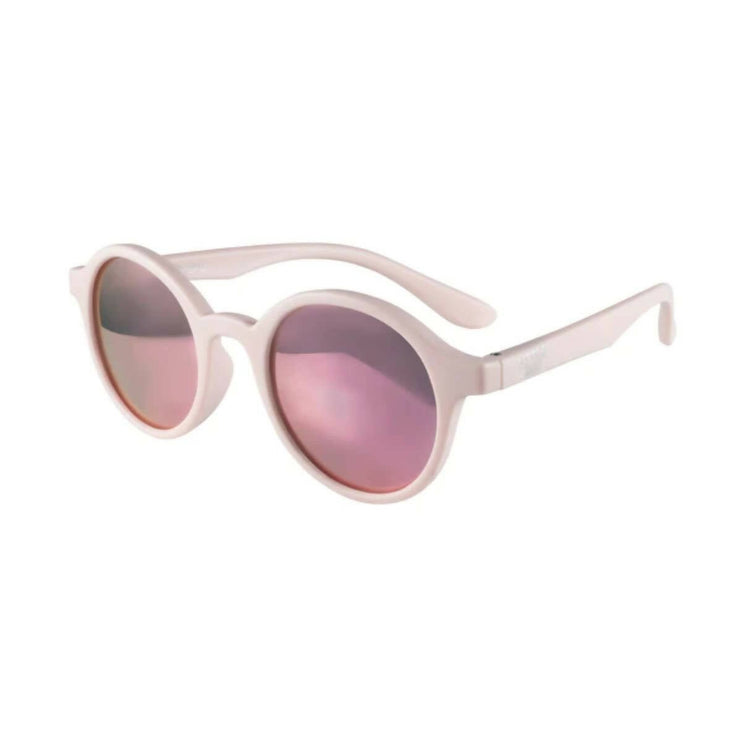 mirrored sunglasses 