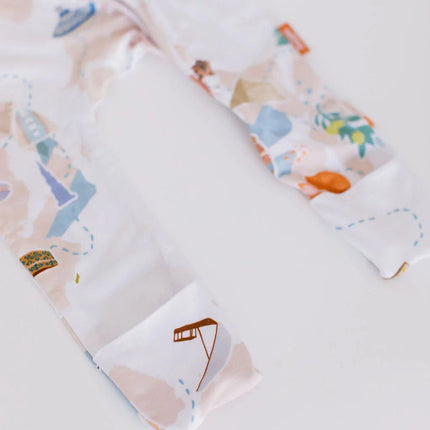 Bottom style of the onesie 