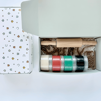 uae themed gift box