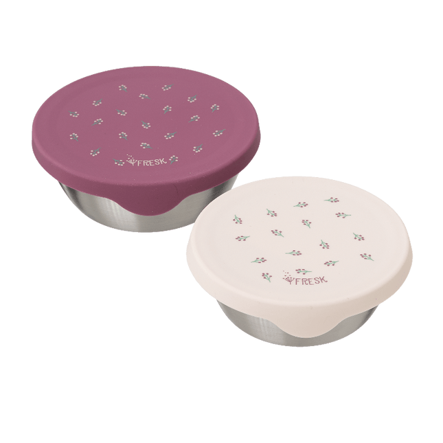 Two round snackbox with silicon lids