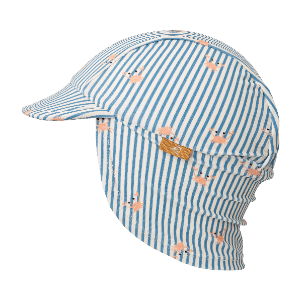 Blue-Crab print Fresk UV swim hat for boys with built-in UV protection, a flap, and a neck extension—keeping your little one’s head and neck safe and comfy on sunny beach days.