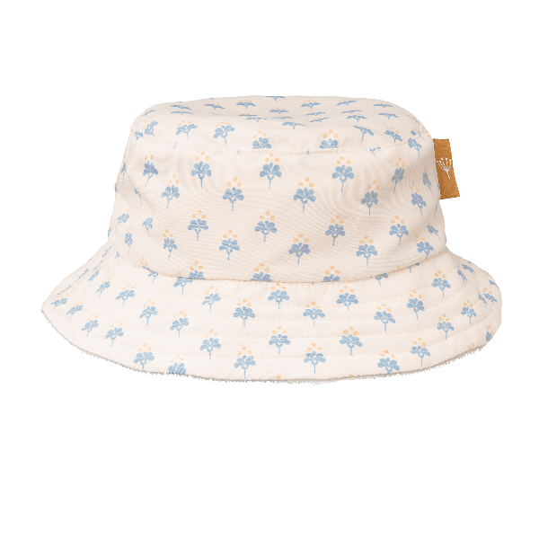 Cream-blue floral print eco-friendly UV Fresk reversible bucket hat for girls made from recycled nylon with soft terry lining and a secure chin cord—providing comfy, stay-put sun protection.
