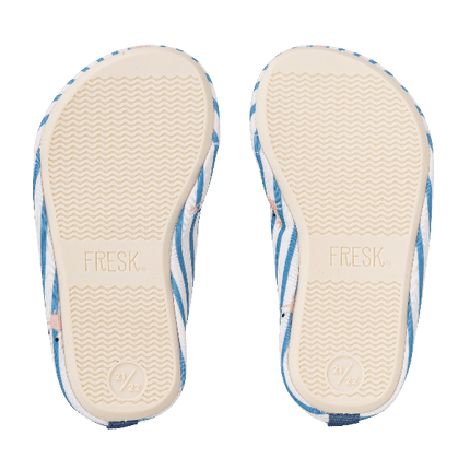 Cream swim shoes for boys with a flexible, grippy sole, reinforced toes, elastic fit, UV protection 50, and fast-drying fabric—perfect for sun-safe beach, pool, or indoor play.