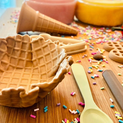 ice cream cones molder