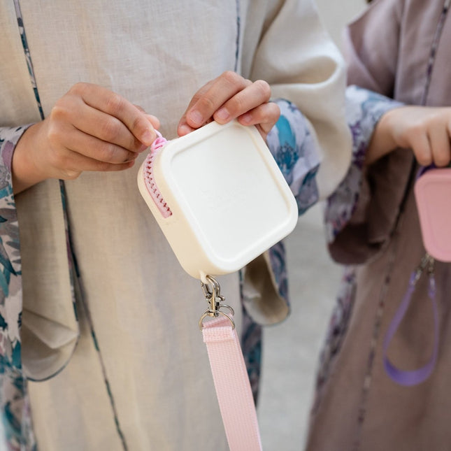 eidiyeh pouch cream /pink