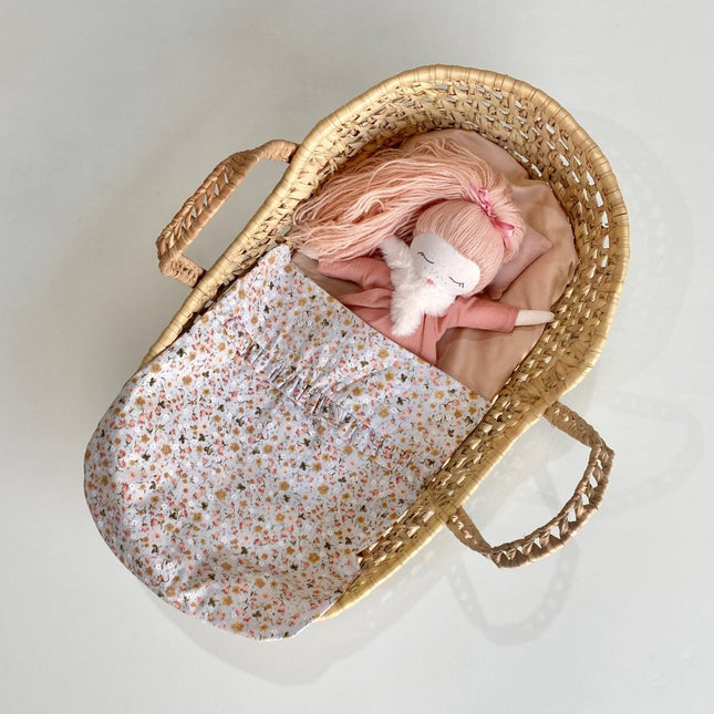 doll basket with bedding kids