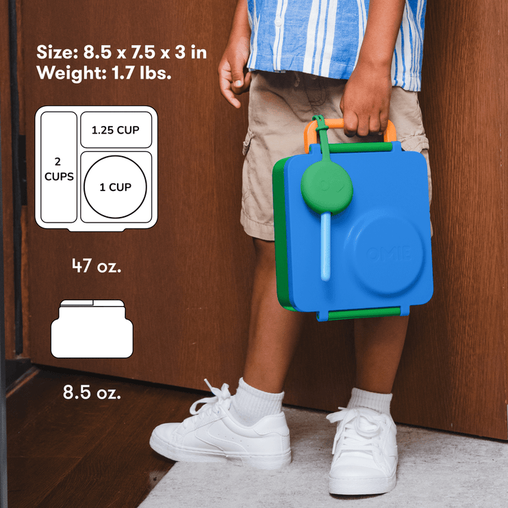 Child holding a blue and green lunch box with measurements and weight displayed.