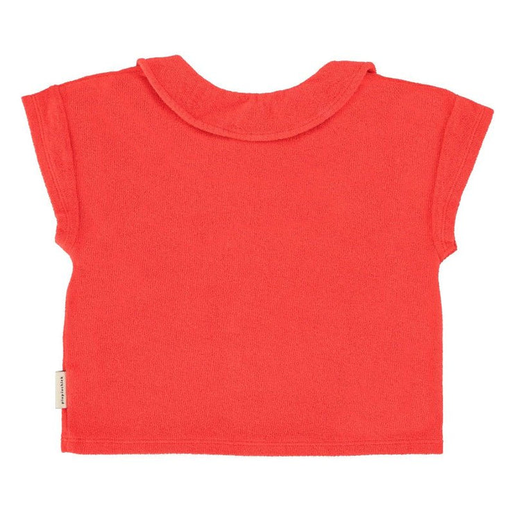 red t-shirt with peter pan collar