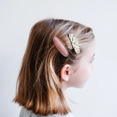 Girls clips