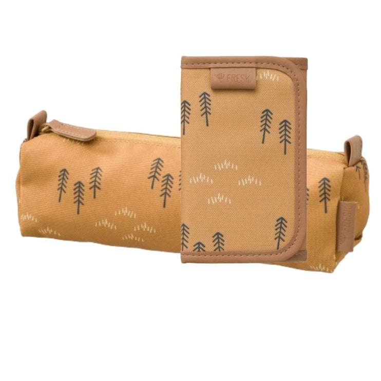 Pencil case and wallet in woods spruce design