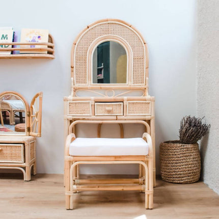 Roma Vanity Dresser Set.