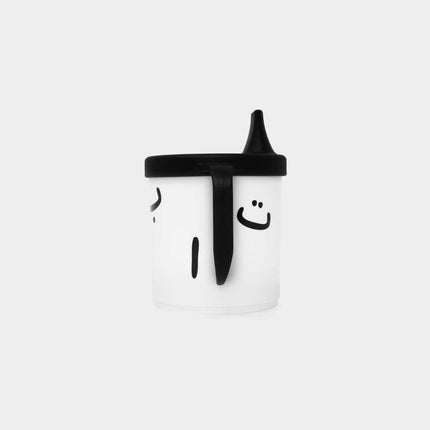 Trainer cup arabic letter