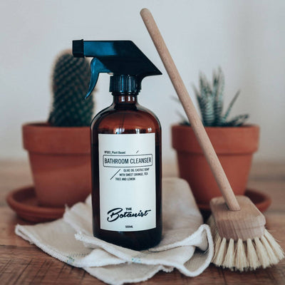 toxins-free bathroom cleanser 