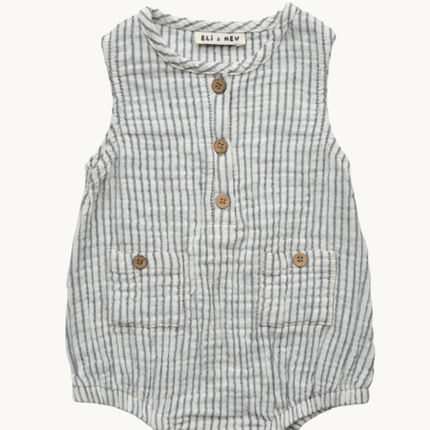 sustainable baby clothing 