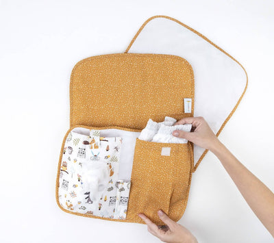 diaper pouch and changing mat